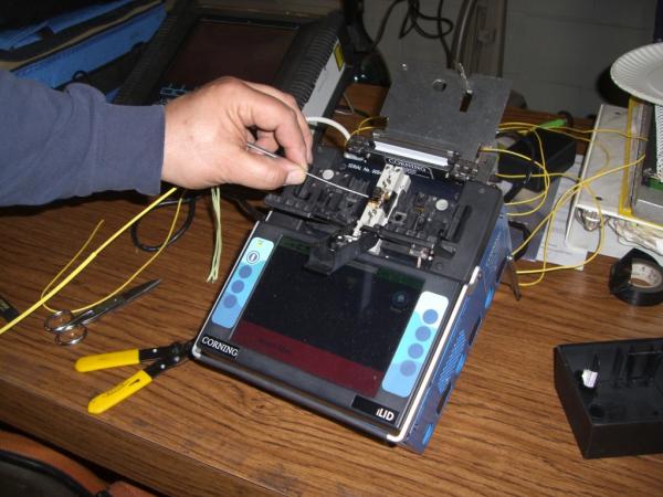 fibersplicing003.jpg