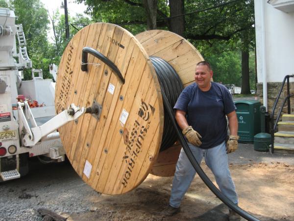 outcabling098.jpg